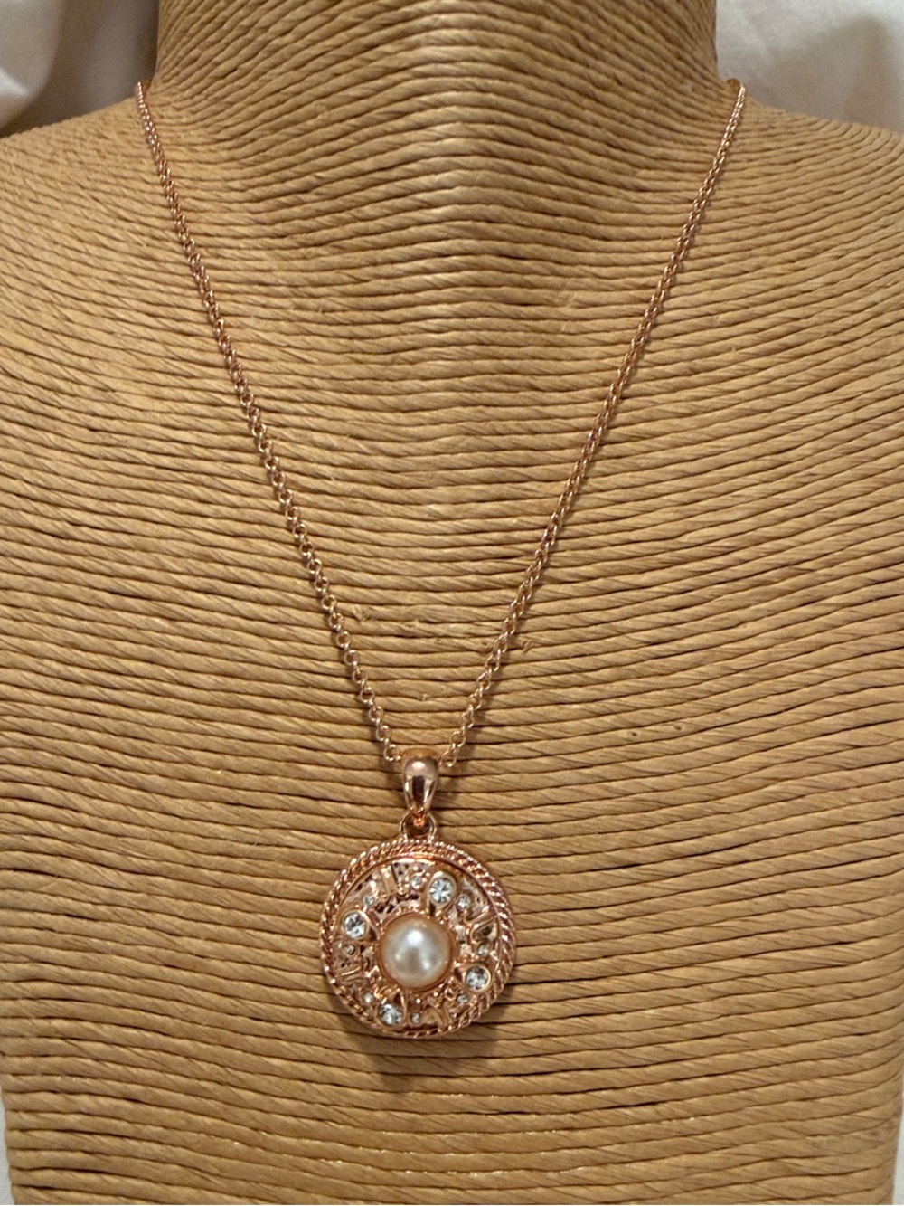 Rose Gold Ginger Snap & Co Pearl Pendant Necklace